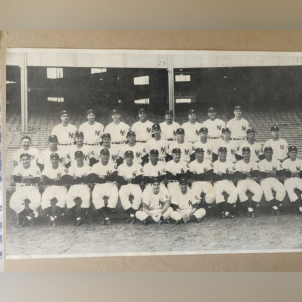 New York Yankees 1951 World Champions Team Photo Mickey Mantle Joe Dimaggio